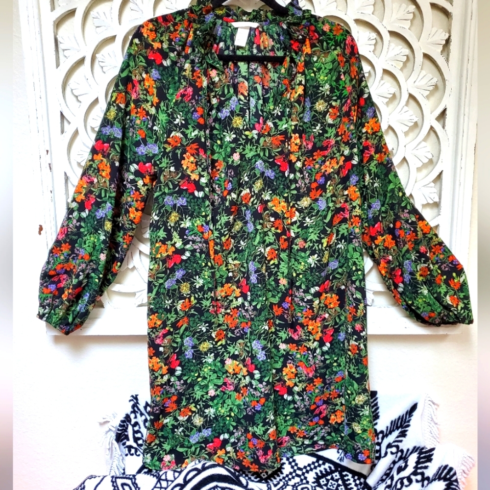 H&M Dark Black Floral Dark Fairy Dress Size 12 Pockets